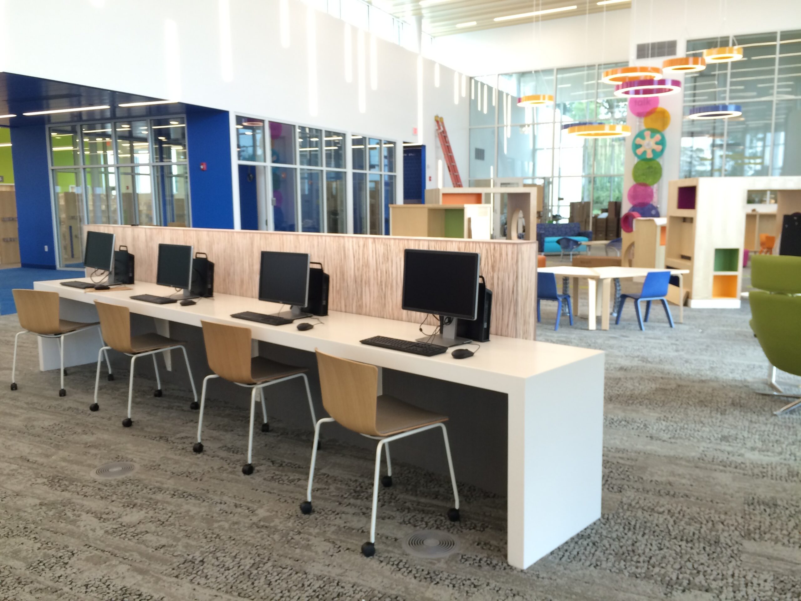 King Road ConstructionIMG 8021 scaled Image of King Road Branch Library computer area