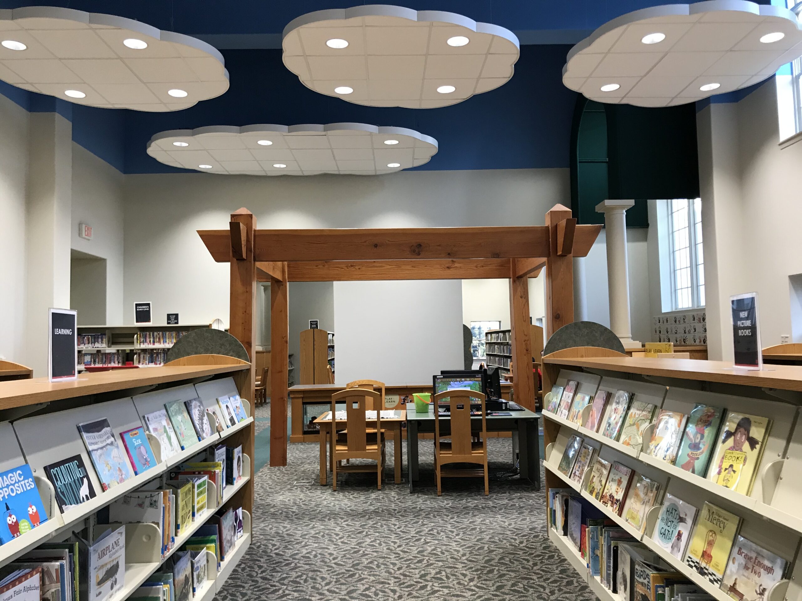 Maumee Childrens Area I scaled Image of Maumee Branch Library children's area