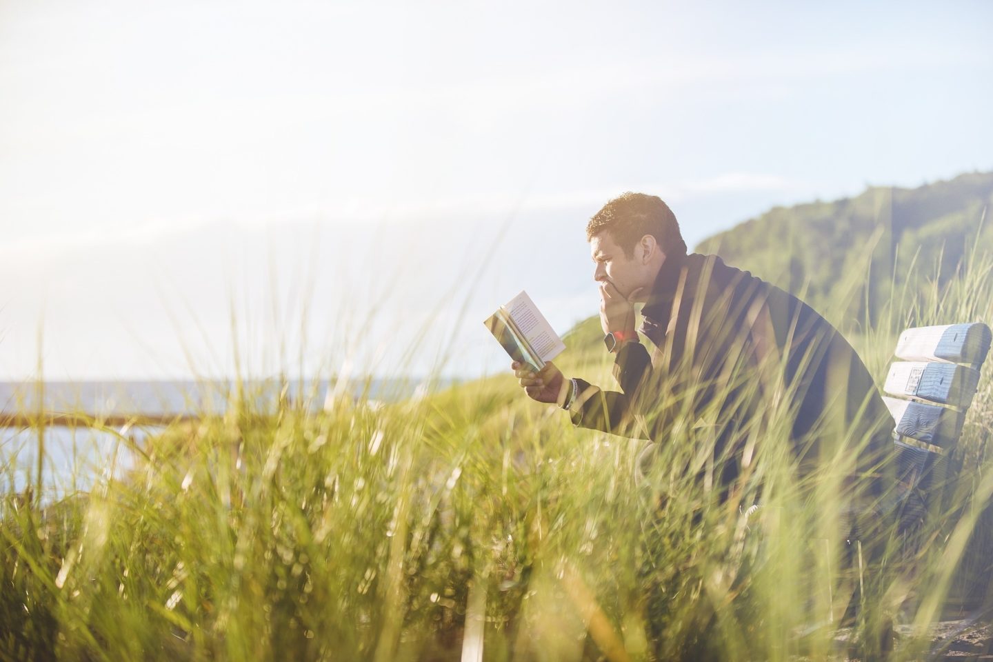 man reading on bench Pixabay image 1853961 1920